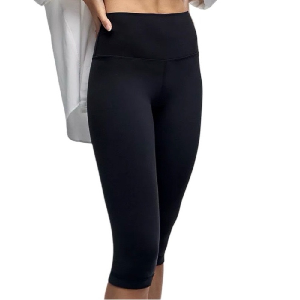 lululemon Black High Rise Crop 19” Inseam - Picture 6 of 7